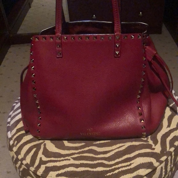 Valentino Rockstud Burgundy Bag - Picture 1 of 8